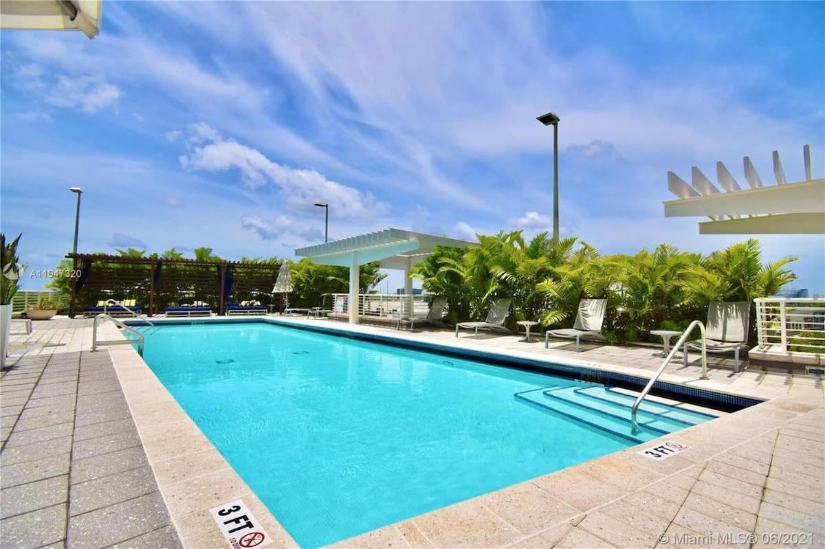 City Condo In Midtown Wynwood With Pool And Parking Miami Luaran gambar