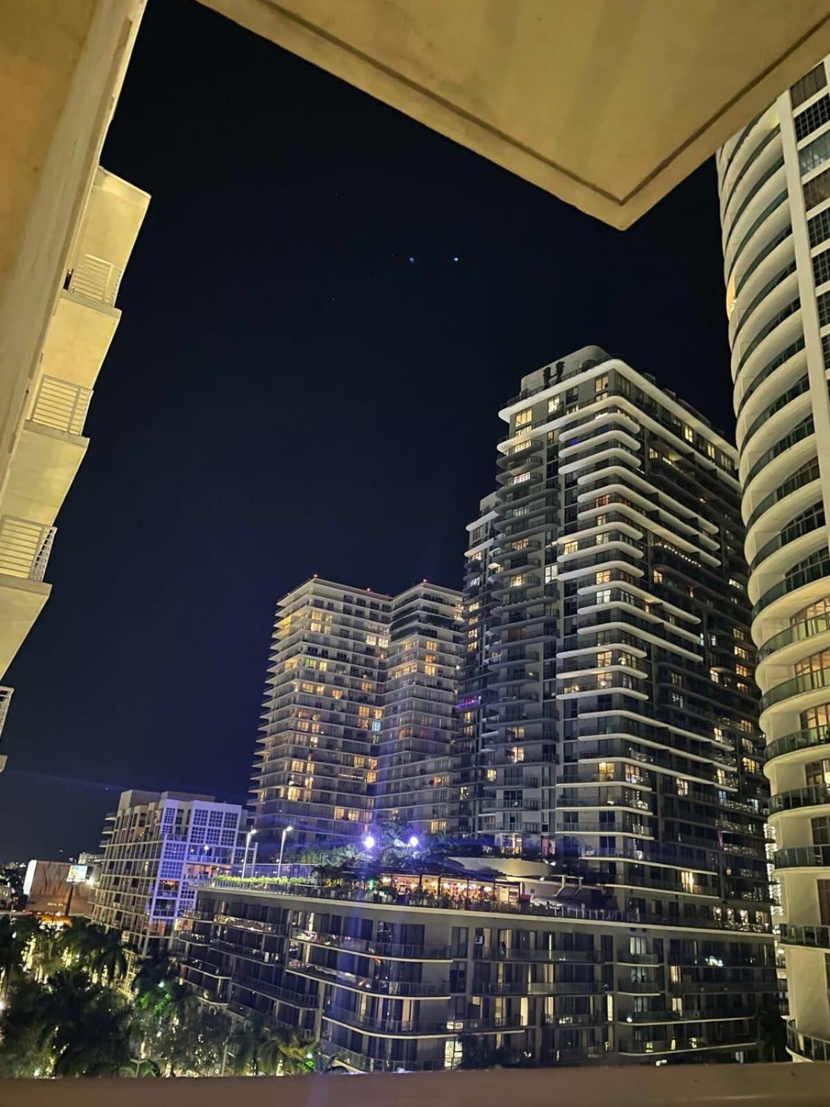 City Condo In Midtown Wynwood With Pool And Parking Miami Luaran gambar